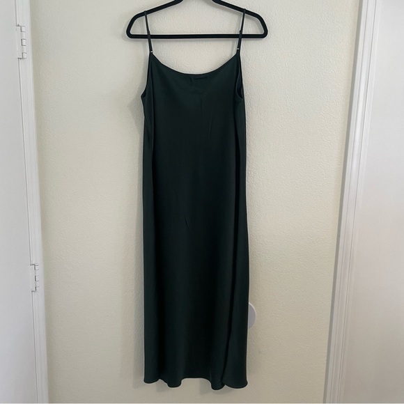 HOUSE OF HARLOW Forest Green Satin Midi Slip Dress, size XL - Picture 2 of 6